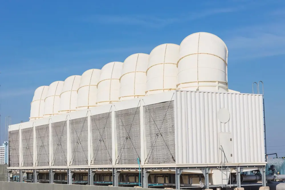Commercial cooling tower