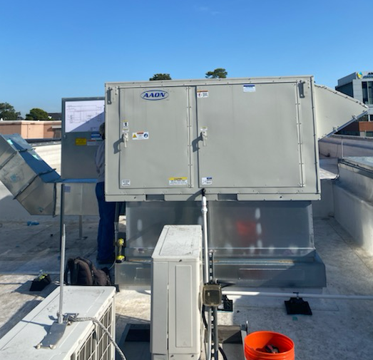 Commercial air condition services Alvin